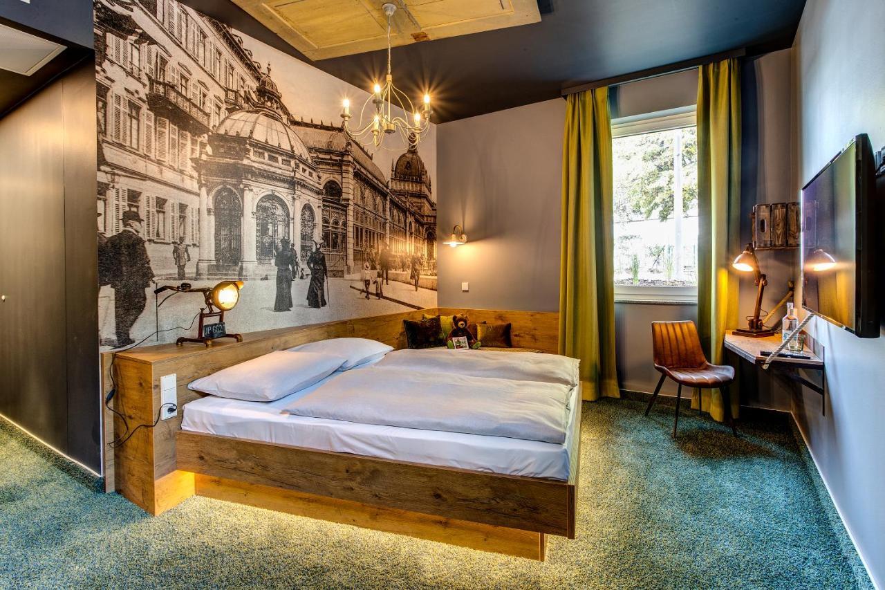 Tinytwice Hotel Wiesbaden Exteriör bild